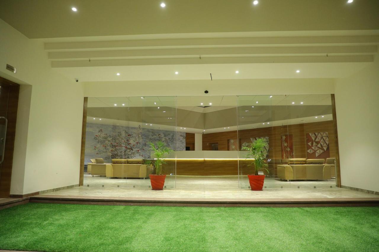 Vits The Somnath Gateway Hotel Eksteriør billede