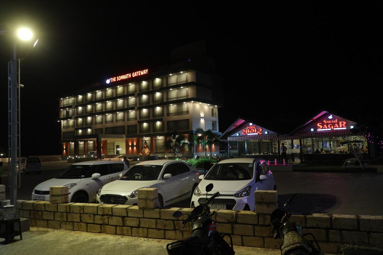 Vits The Somnath Gateway Hotel Eksteriør billede