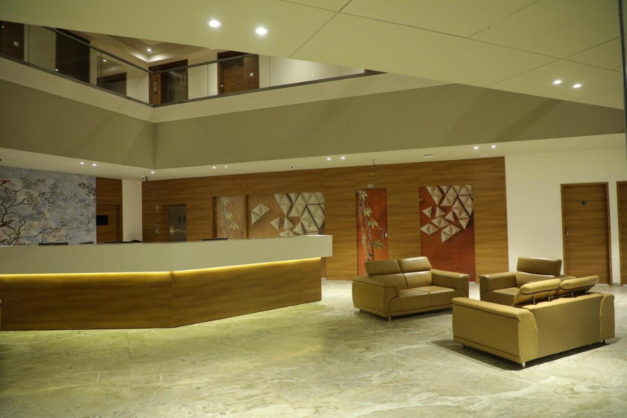 Vits The Somnath Gateway Hotel Eksteriør billede