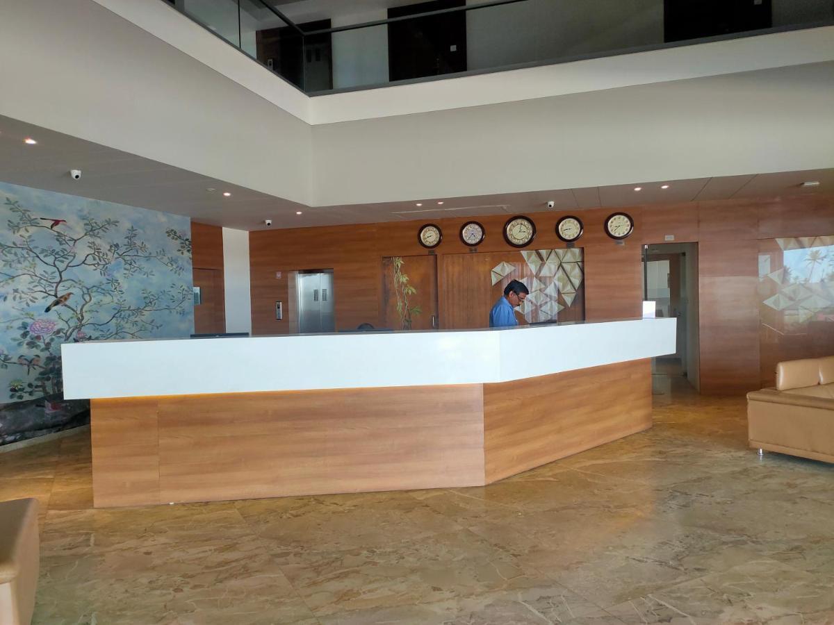 Vits The Somnath Gateway Hotel Eksteriør billede